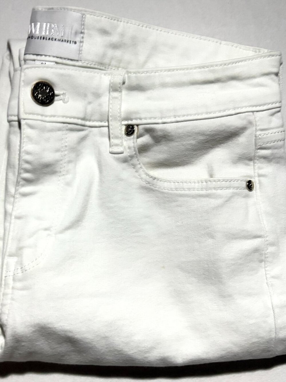 White House Black Market Girlfriend Jeans Women’s 2 Long White Stretch EUC